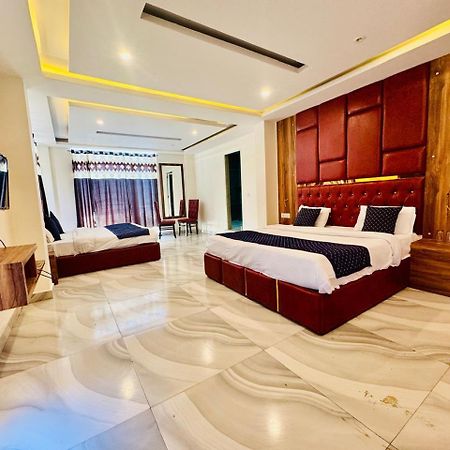 Royal Majestic View Point Lodge Манали Экстерьер фото