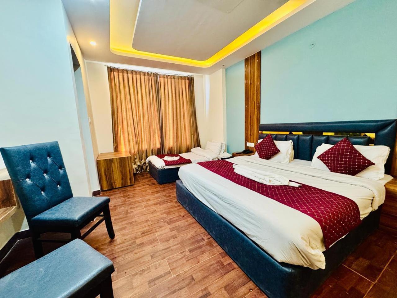 Royal Majestic View Point Lodge Манали Экстерьер фото